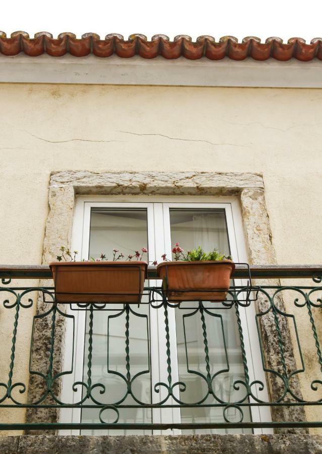 Cozy And Spacious Apartment In Graca, Lisboa 外观 照片