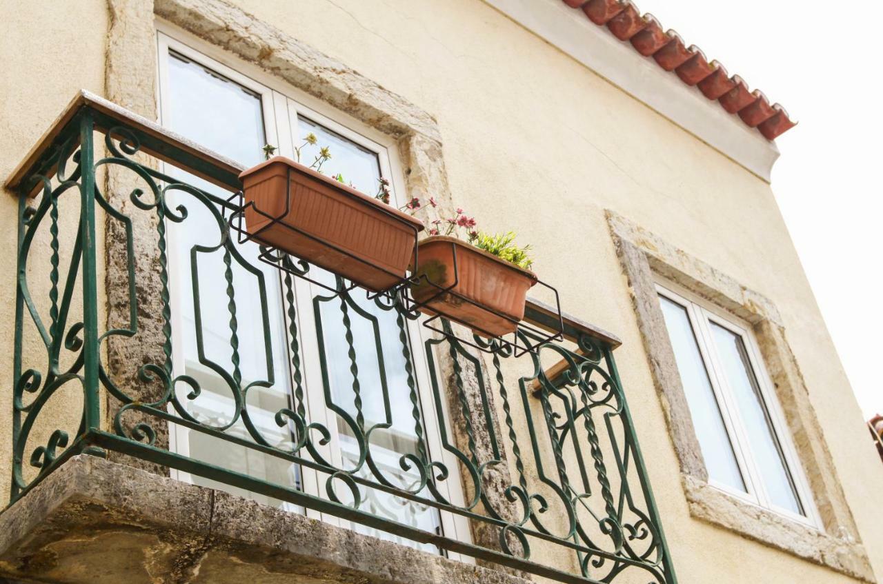 Cozy And Spacious Apartment In Graca, Lisboa 外观 照片